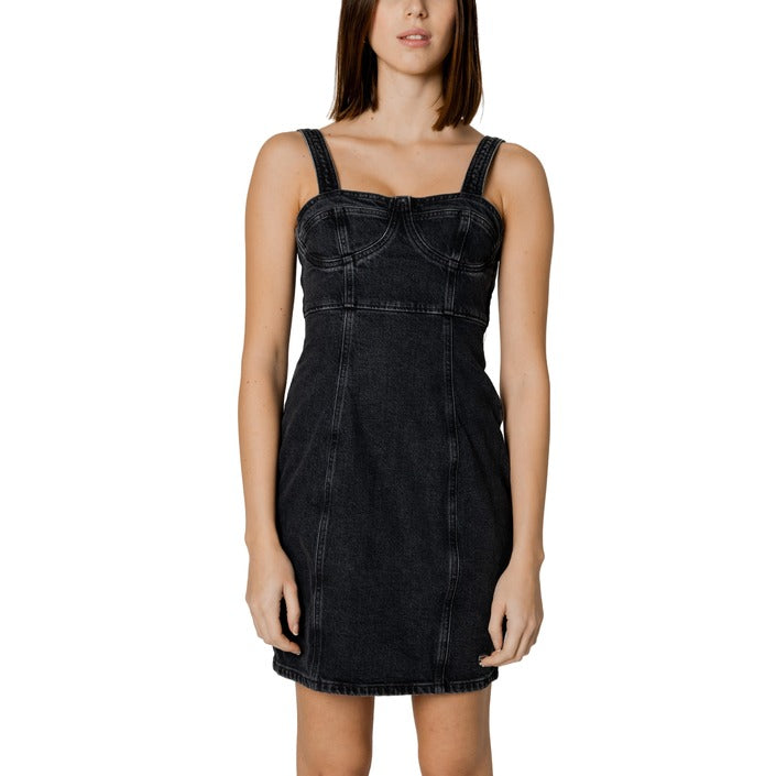 Tommy Hilfiger Jeans - Rochie de damă Tommy Hilfiger Jeans